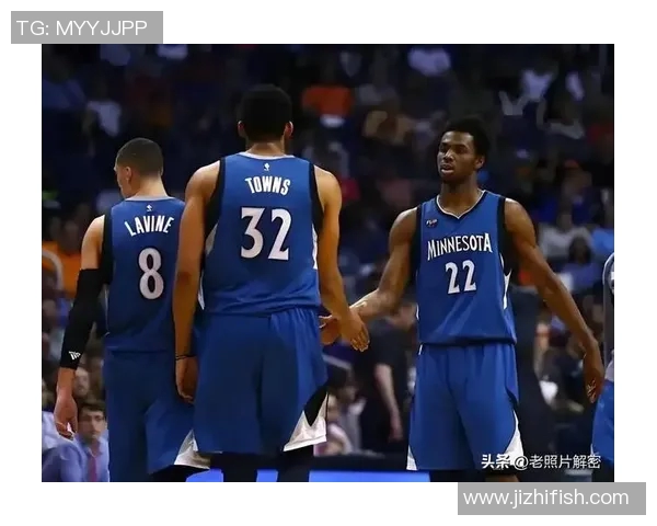 维金斯：阿德巴约能从一防到五 他绝对是联盟中最好的防守者之一