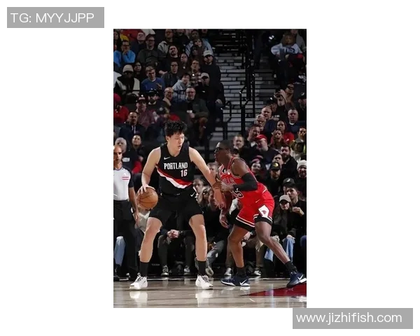 小杨双塔上场，连吃海王哑巴亏！卡马拉轰25+2，杜兰特30+12火箭遭崩盘